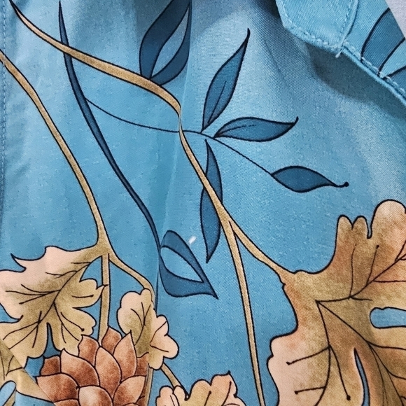 Silk floral teal wrap sleeveless collard top size small - Picture 11 of 11